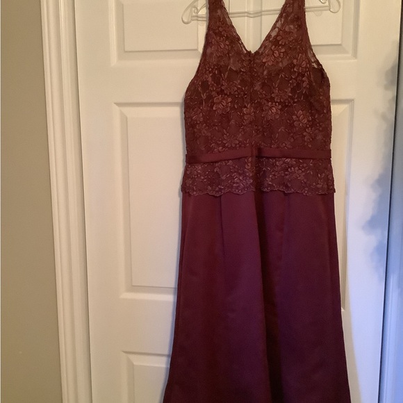 Plum fancy dress - Picture 3 of 7